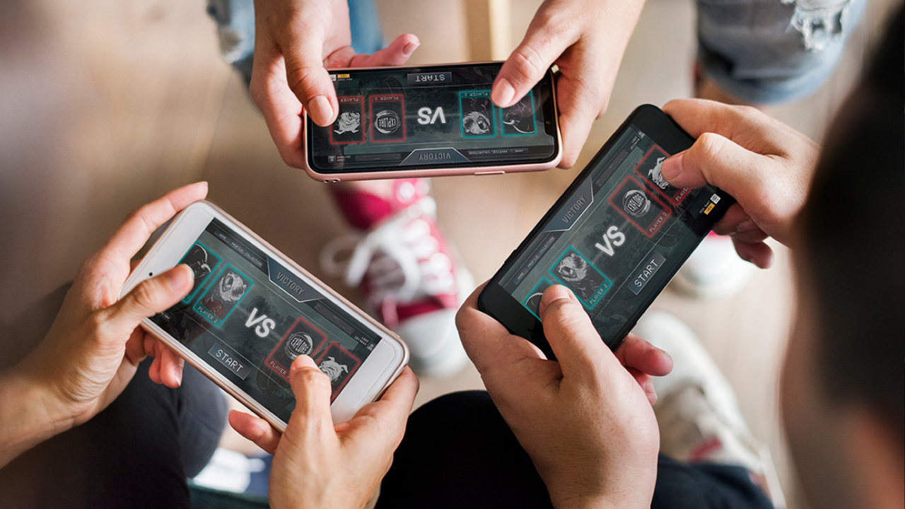 Top 7 Mobile Games Everyone Is Playing Right Now